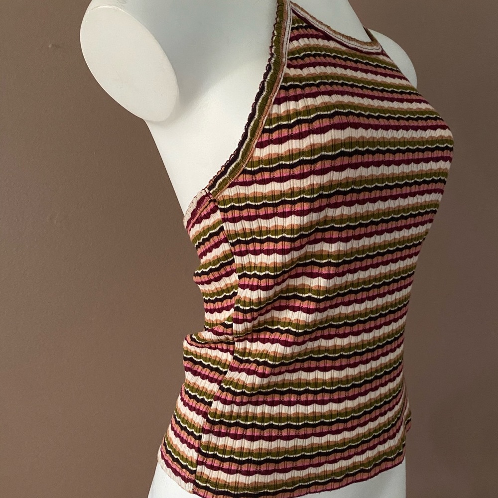 Halter Top - Picture 2 of 3